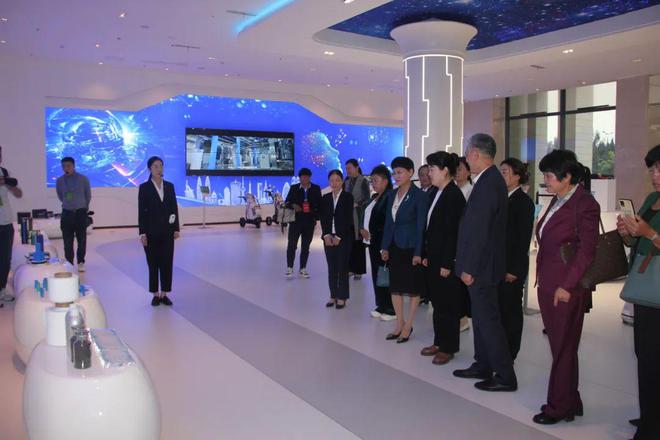 鲁南经济圈巾帼科技成果对接会在枣庄举行(图10)