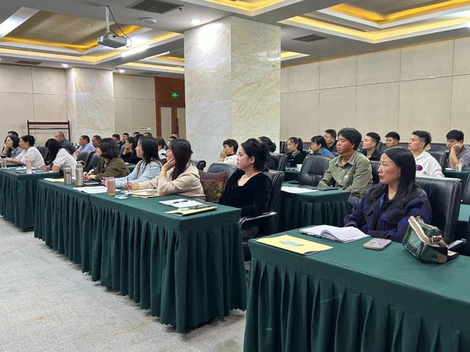 乡村振兴丨2023年邯郸市乡村振兴电商实用人才培训班成功举办(图2)