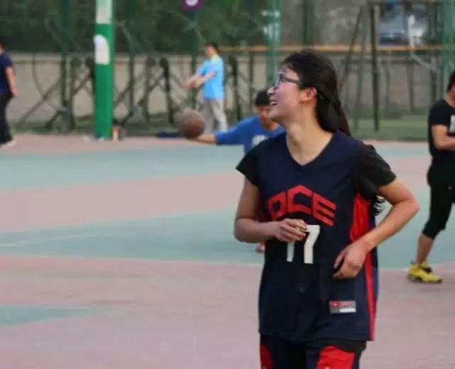 【预告】新生杯决赛预告电子化工女篮队员介绍(图2)